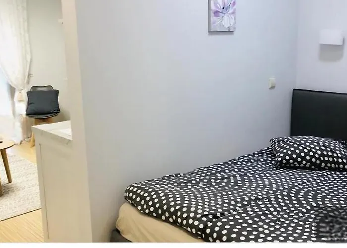 Happy Sweet Old Town Studio, Self Check In, Parking Διαμέρισμα *