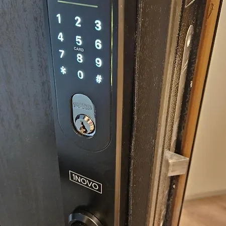 Happy Sweet Old Town Studio, Self Check In, Parking